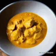 Pollo al Curry con Leche Receta Cremosa y F&aacute;cil