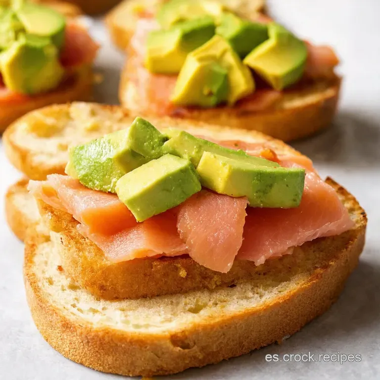 Tostas de Salm&oacute;n Ahumado con Crema de Aguacate y Alcaparras